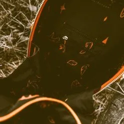 Creepy Kürbis Sarg Handtasche Orange -Kostümzubehör Verkaufsladen spooky pumpkin sarg handtasche orange haunted hallows coffin shaped bag halloween und gothic geschenkartikel 53302 3